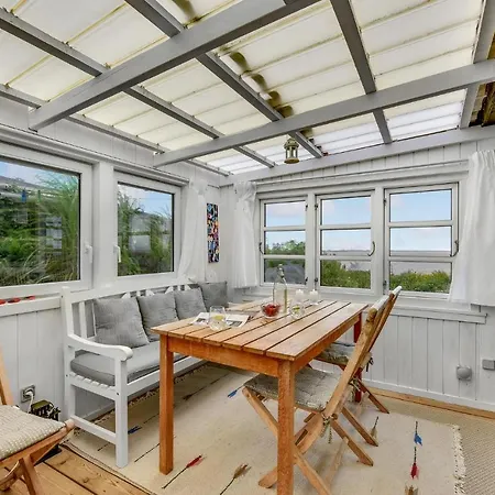 Ferienhaus 2 Bedroom Cozy In Esbjerg V Hjerting