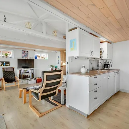 2 Bedroom Cozy In Esbjerg V *