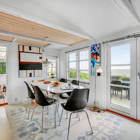 بيت للعطل 2 Bedroom Cozy In Esbjerg V *